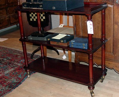 Lot 294 - Georgian Style Mahogany Three-Tier Etagere