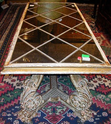 Lot 557 - Venetian Gilt-Wood Low Table