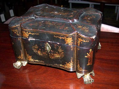 Lot 394 - Regency Style Lacquered Chinoiserie Decorated Box