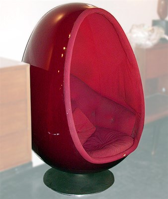 Lot 140 - Upholstered Plastic Egg-Form Chair