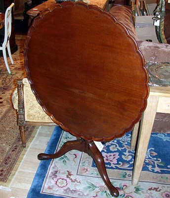Lot 548 - Georgian Style Mahogany Tilt-Top Table