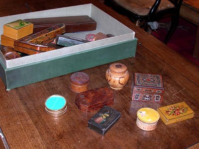 Lot 244 - Miscellaneous Group of Snuff Boxes and Covered...