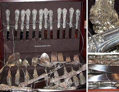Lot 468 - Reed & Barton Sterling Silver Flatware Service...