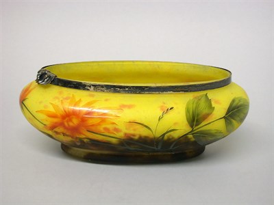 Lot 195 - Verrier D'Art de Lorriane Glass Bowl Of oval...