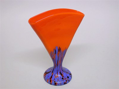 Lot 415 - Czechoslovakian Art Deco Glass Vase Of fan...