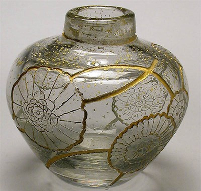 Lot 395 - Daum Nancy Glass Vase Of ovoid form, with gold...