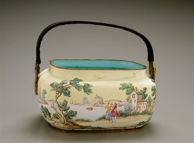 Lot 71 - CHINESE PAINTED ENAMEL HAND WARMER WITH...