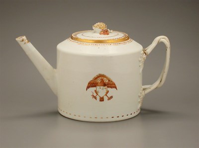 Lot 44 - CHINESE EXPORT PORCELAIN CYLINDRICAL TEAPOT...