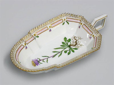 Lot 475 - Royal Copenhagen Flora Danica Porcelain Dish