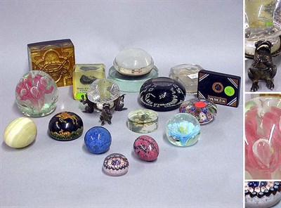 Lot 520 - Miscellaneous Group of Glass and Other...