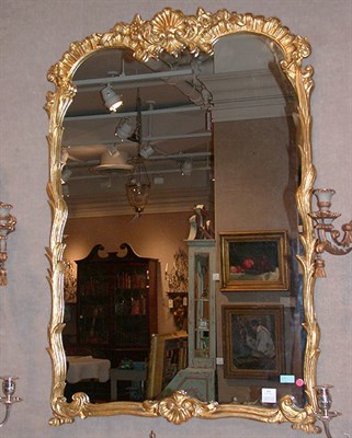 Lot 453 - Rococo Style Gilt-Wood Mirror