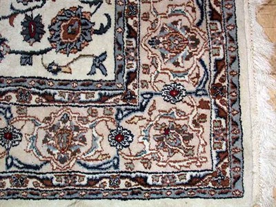 Lot 525 - Indian Rug India, contemporary The allover...