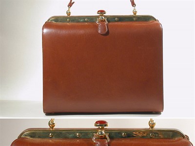 Lot 867 - Judith Leiber Leather Daybag