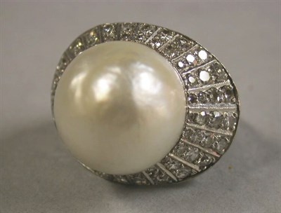 Lot 404 - Diamond and Cultured Pearl Ring