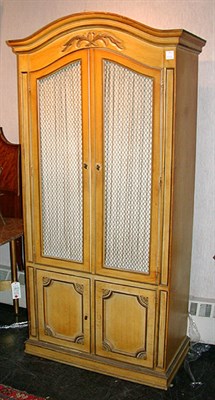Lot 129 - Pair of Provincial Louis XV Style Painted...