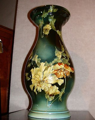 Lot 423 - American Art Pottery Pedestal