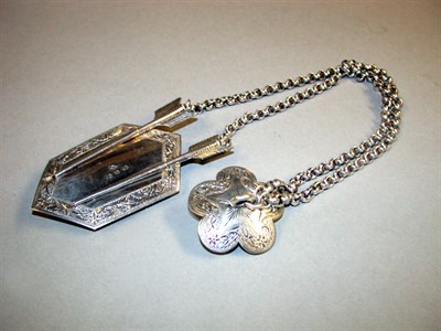 Lot 82 - Sterling Silver Arrow Head Cape Clasp