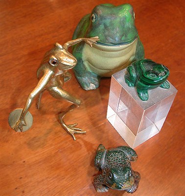 Lot 221 - Miscellaneous Group of Articles including Frog...