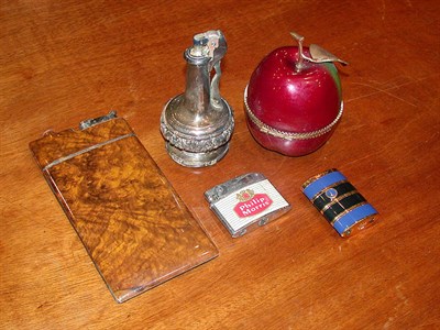 Lot 366 - Miscellaneous Group of Smoking Accessories