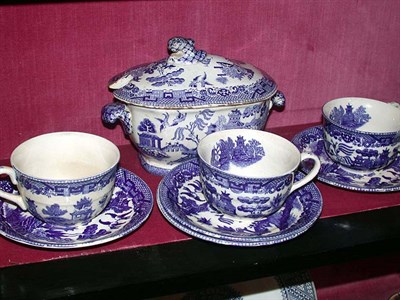 Lot 533 - Miscellaneous Group of Porcelain including...