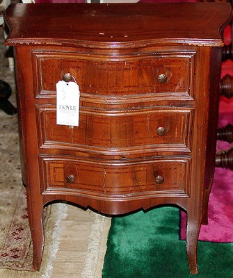 Lot 463 - Continental Rococo Style Walnut Commodino