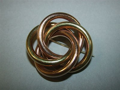 Lot 100 - Gold Circle Pin