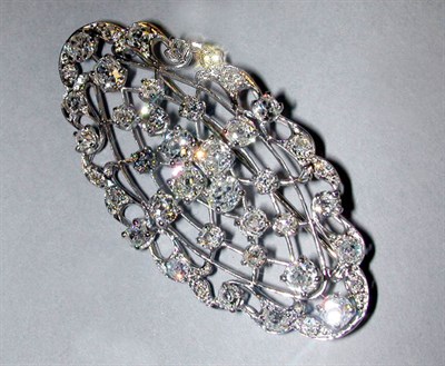 Lot 300 - Diamond Filigree Brooch