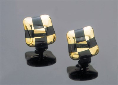 Lot 176 - Pair of Angela Cummings 18 kt. Yellow Gold Large Black Jade Curved Check Earrings