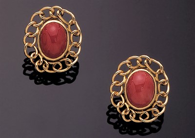 Lot 200 - Pair of Angela Cummings 18 kt. Yellow Gold Chain Link and Coral Cabochon Earrings