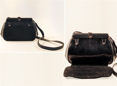 Lot 872 - Gucci 'Two for One' Handbag