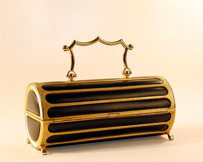 Lot 861 - Judith Leiber Florentine Box Bag