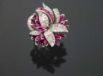Lot 440 - Diamond and Ruby Ring