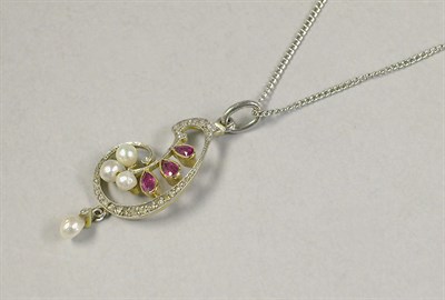 Lot 487 - Antique Pendant Necklace