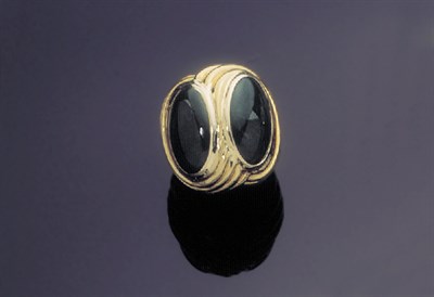 Lot 392 - Double Jade Ring 18 kt. yellow gold, the...