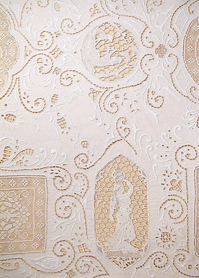 Lot 982 - Italian Filet Lace and Linen Trousseau Banquet Cloth