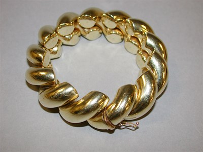 Lot 279 - Gold Flexible Bracelet