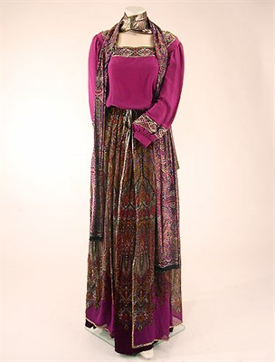 Lot 635 - Odicini Paisley Velvet Evening Ensemble...