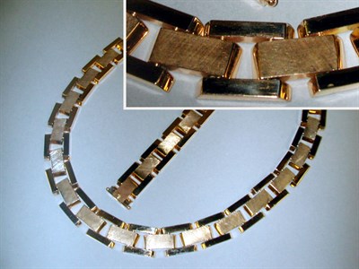 Lot 326 - Gold Necklace and Bracelet