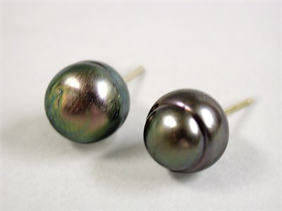 Lot 4 - Pair of Baroque Cultured Pearl Earrings