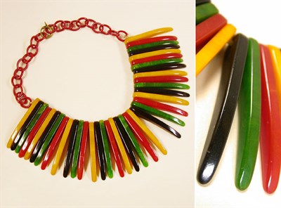 Lot 898 - Bakelite Geometric Necklace