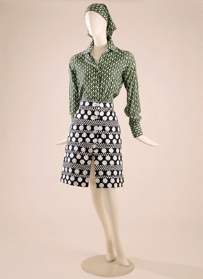 Lot 625 - Group of Valentino Boutique Separates Italian,...