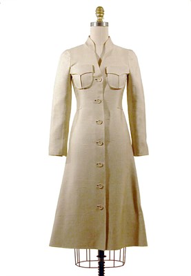 Lot 2116 - Mila Schon Ivory Raw Silk Coat Dress Italian,...