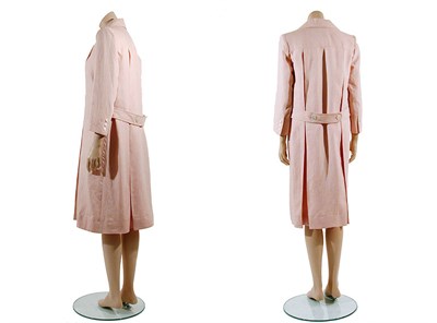 Lot 2114 - Perry Ellis Pink Linen Day Coat American,...