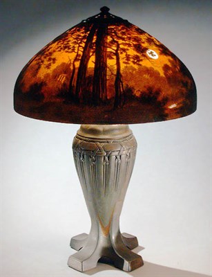 Lot 841 - Handel Reverse Painted Glass Lamp The shade...