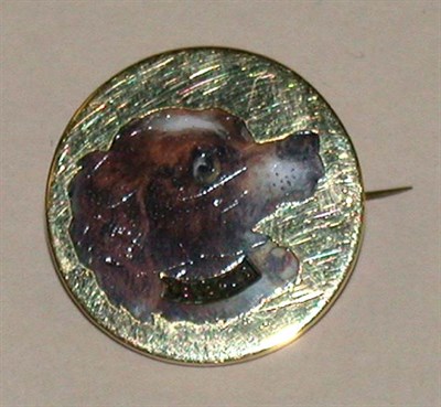 Lot 46 - Enamel Spaniel Head with Diamond Collar Brooch