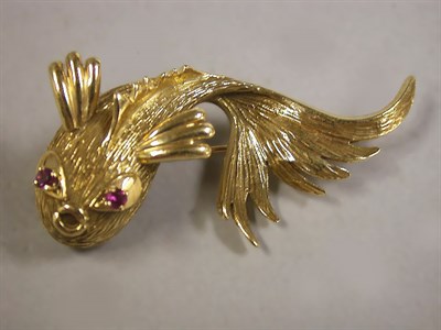 Lot 35 - Gold Fish Pin