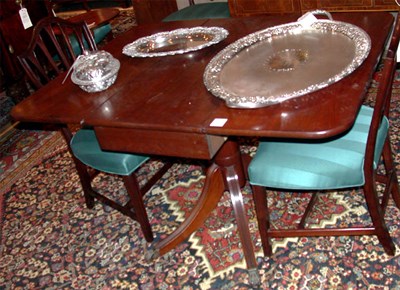 Lot 229A - Federal Style Mahogany Drop-Leaf Table