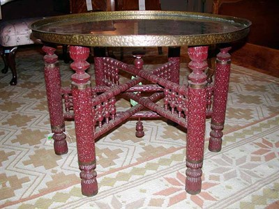 Lot 158 - Asian Style Glass Tray on Stand