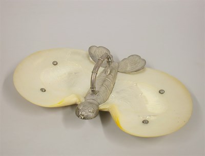 Lot 427 - Silver and Shell Moth-Form Dish Length 15 inches.