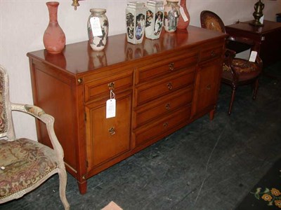 Lot 168 - Mahogany Dresser